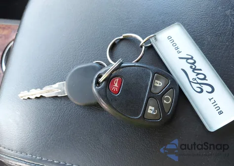 2014 Chevrolet Traverse 1Lt z USA, uszkodzony, nr VIN 1GNKRGKD2EJ203018